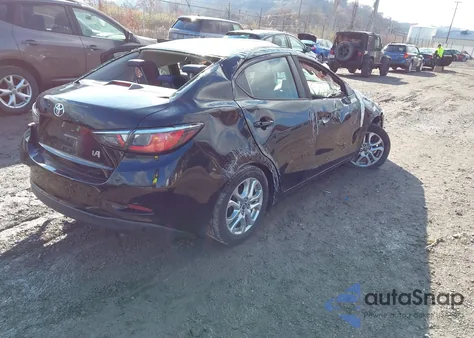 2017 Toyota Yaris Ia из США, поврежденный, VIN 3MYDLBYV3HY160090